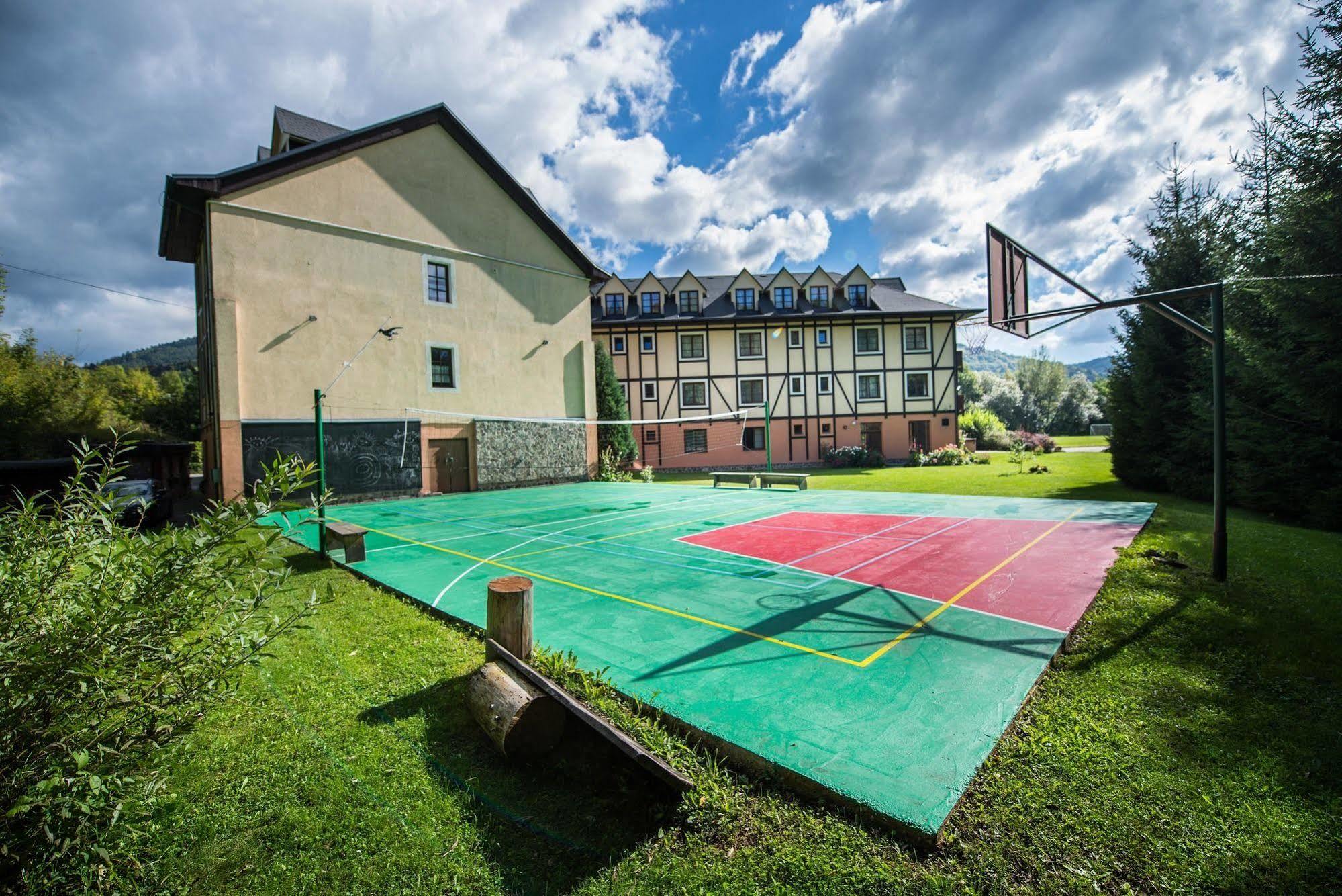 Hotel Golfer Kremnica Exterior photo